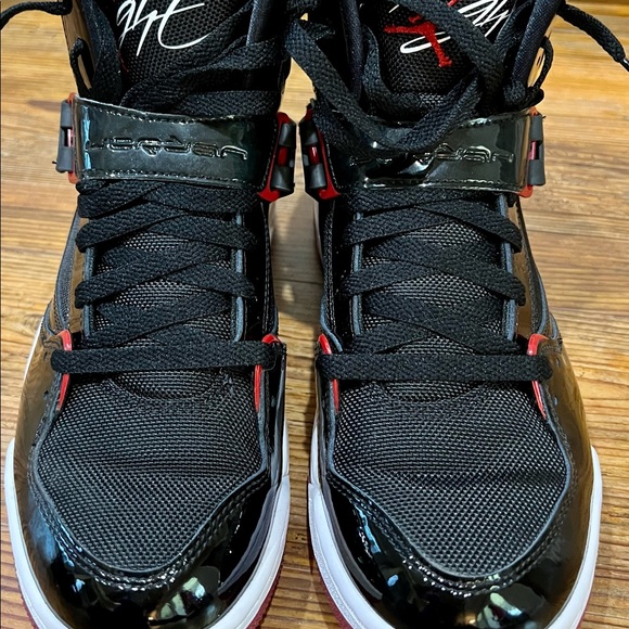 Mens Jordan Flight 45 High Basketball Shoes - Picture 3 of 6